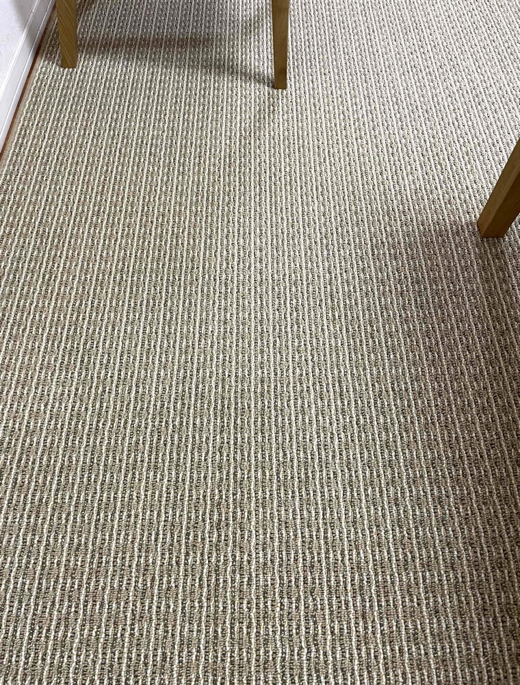 個性的なストライプ柄
