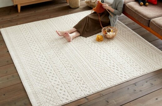 編み込んだニットをイメージした洗える日本製ラグ『LCABLE/ケーブル