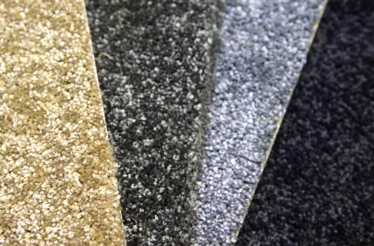 シックな4カラー